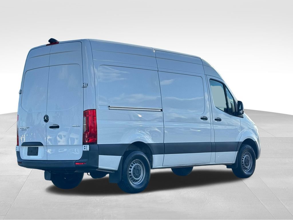 Used 2020 Mercedes-Benz Sprinter 2500 image 8