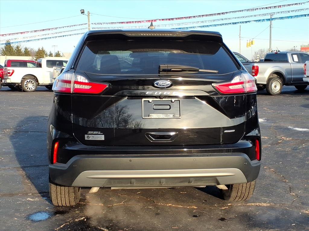 Certified 2024 Ford Edge SEL image 16