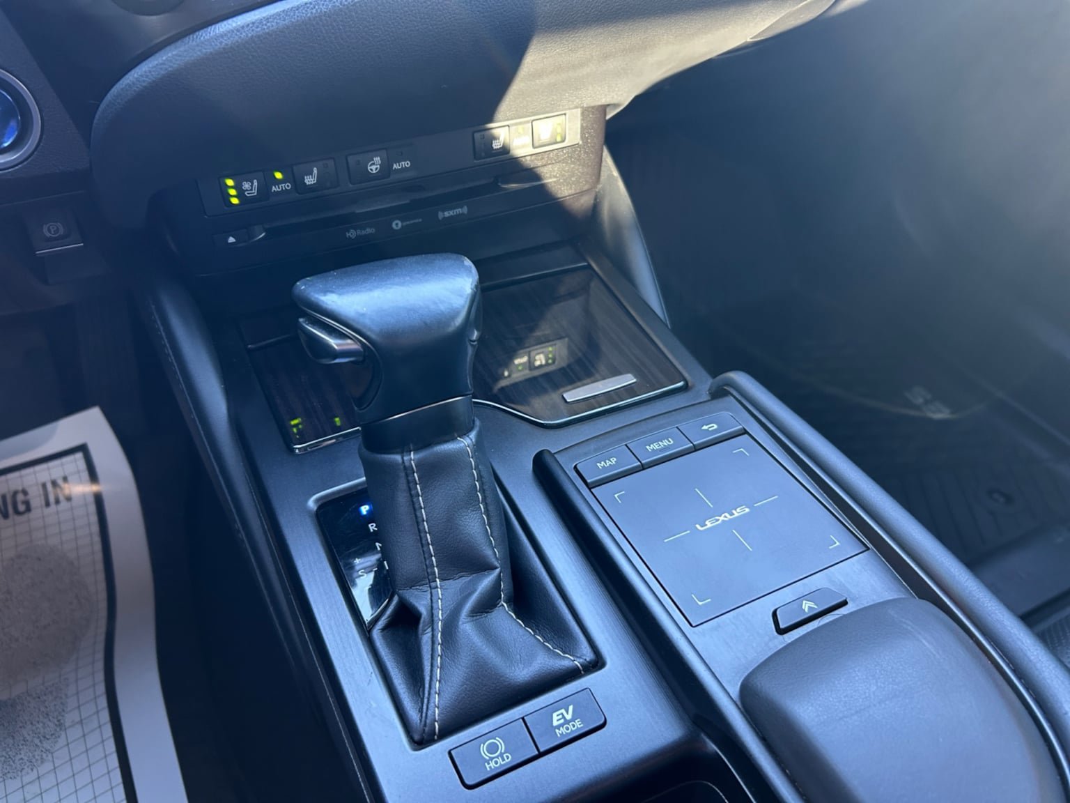 Used 2019 Lexus ES 300h FWD image 15