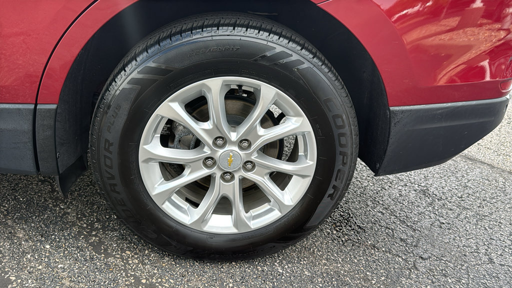 Used 2020 Chevrolet Equinox LT w/ Driver Convenience Package FWD image 9