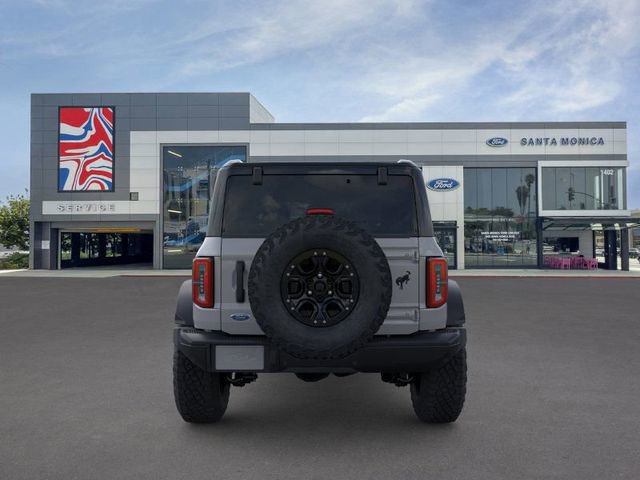 New 2026 Ford Bronco Badlands image 5