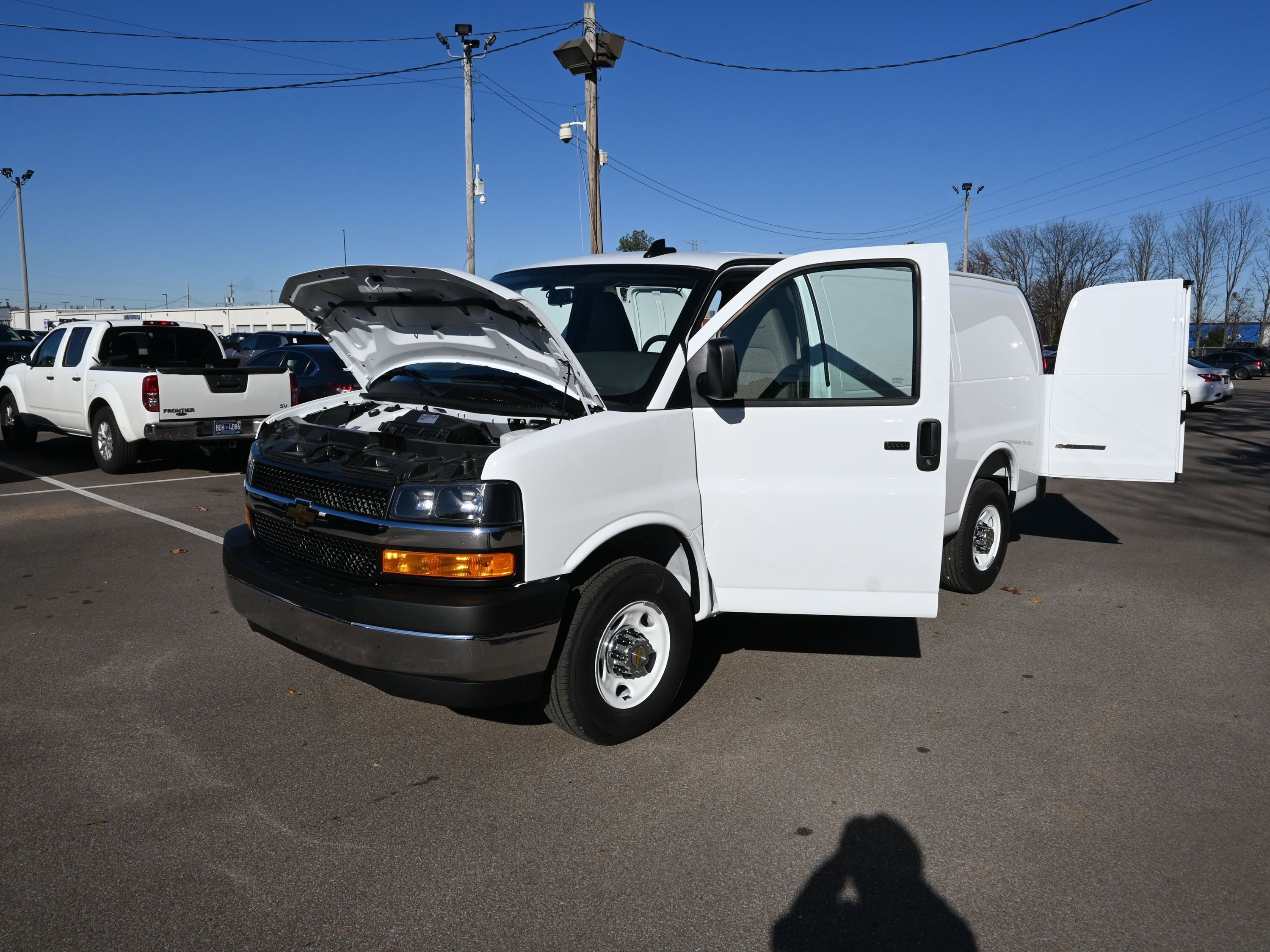 New 2025 Chevrolet Express 2500 w/ Driver Convenience Package image 25