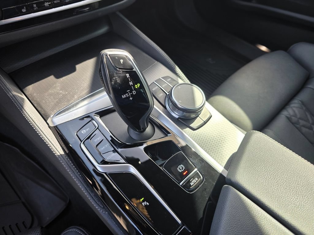 Used 2023 BMW 540i w/ M Sport Package RWD image 24