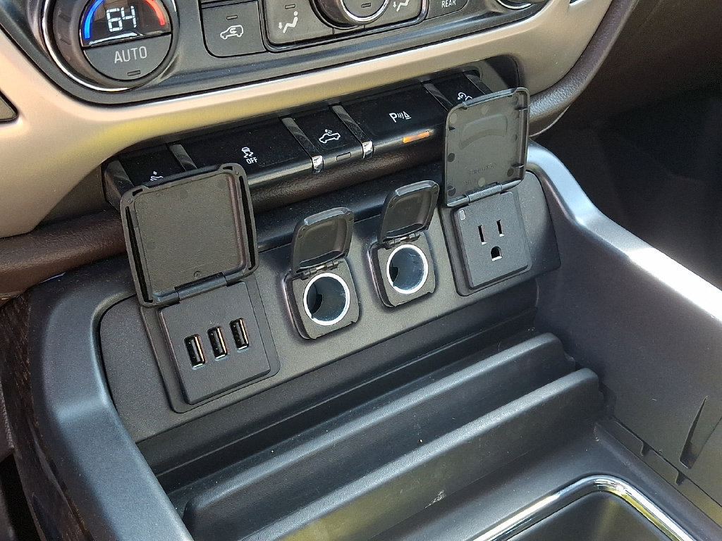 Used 2015 GMC Sierra 1500 Denali AWD/4WD image 24