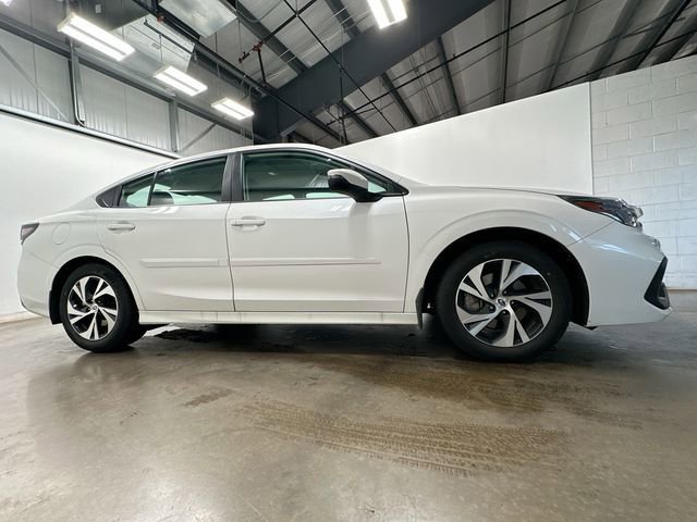 Used 2025 Subaru Legacy Premium AWD/4WD image 3