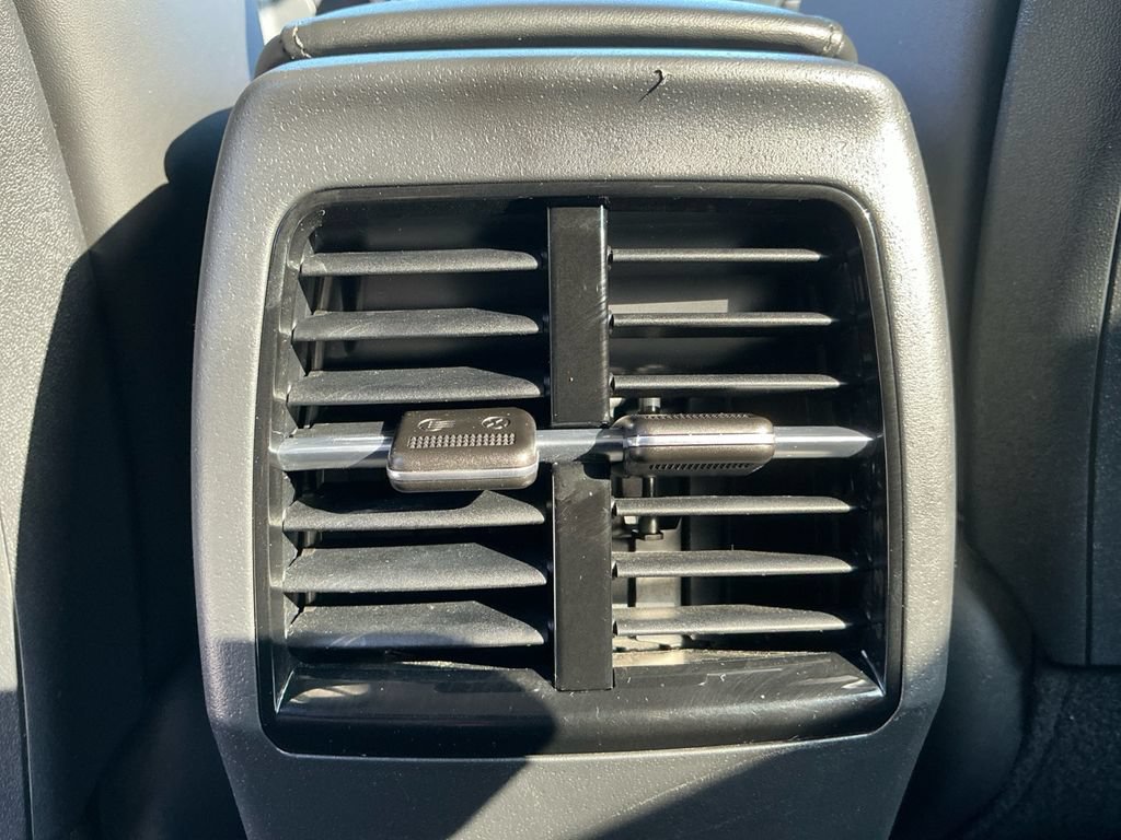 Used 2024 Kia Niro Wind FWD image 31