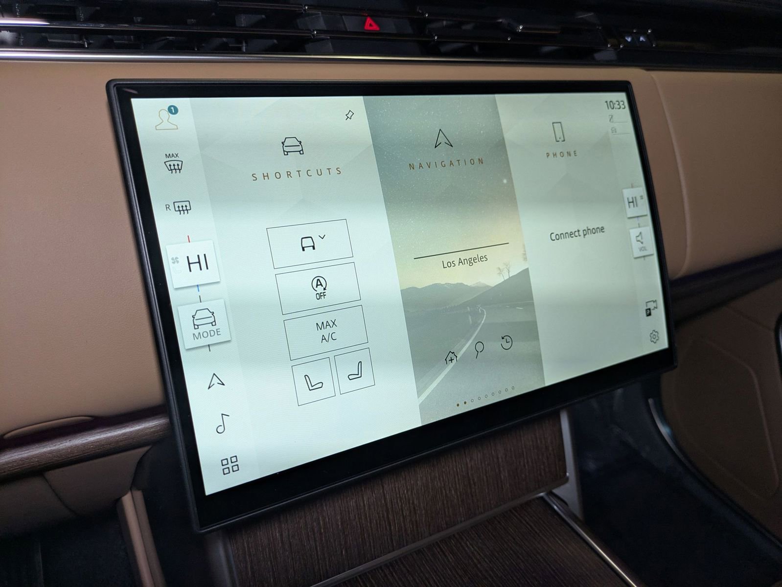 New 2025 Land Rover Range Rover SE image 13