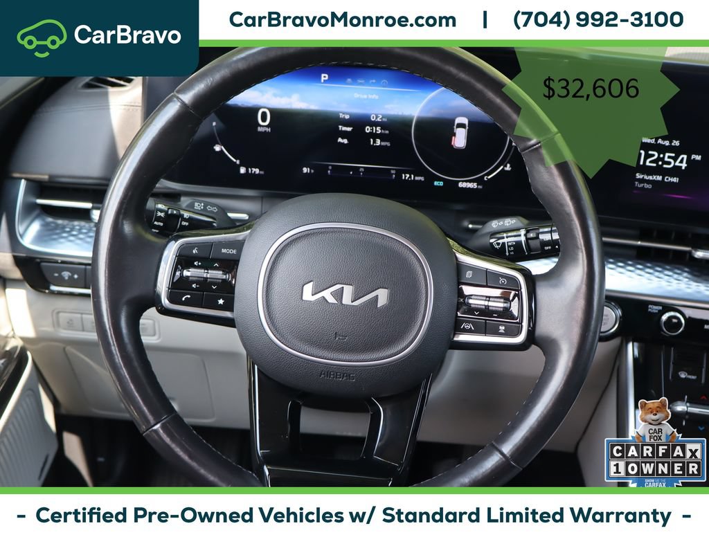 Used 2023 Kia Carnival SX Prestige FWD image 23