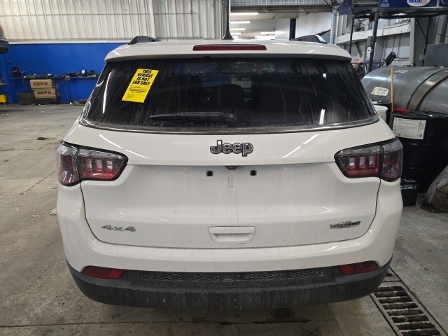 Used 2022 Jeep Compass Latitude image 4