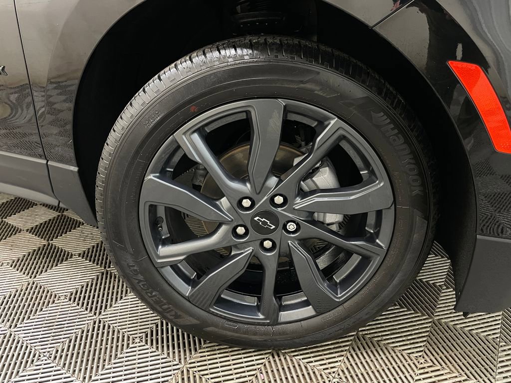 Used 2024 Chevrolet Equinox RS image 50