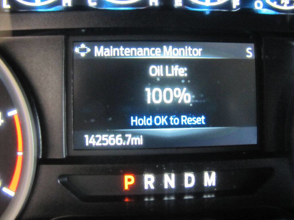 Used 2022 Ford F250 XLT w/ Black Appearance Package image 38