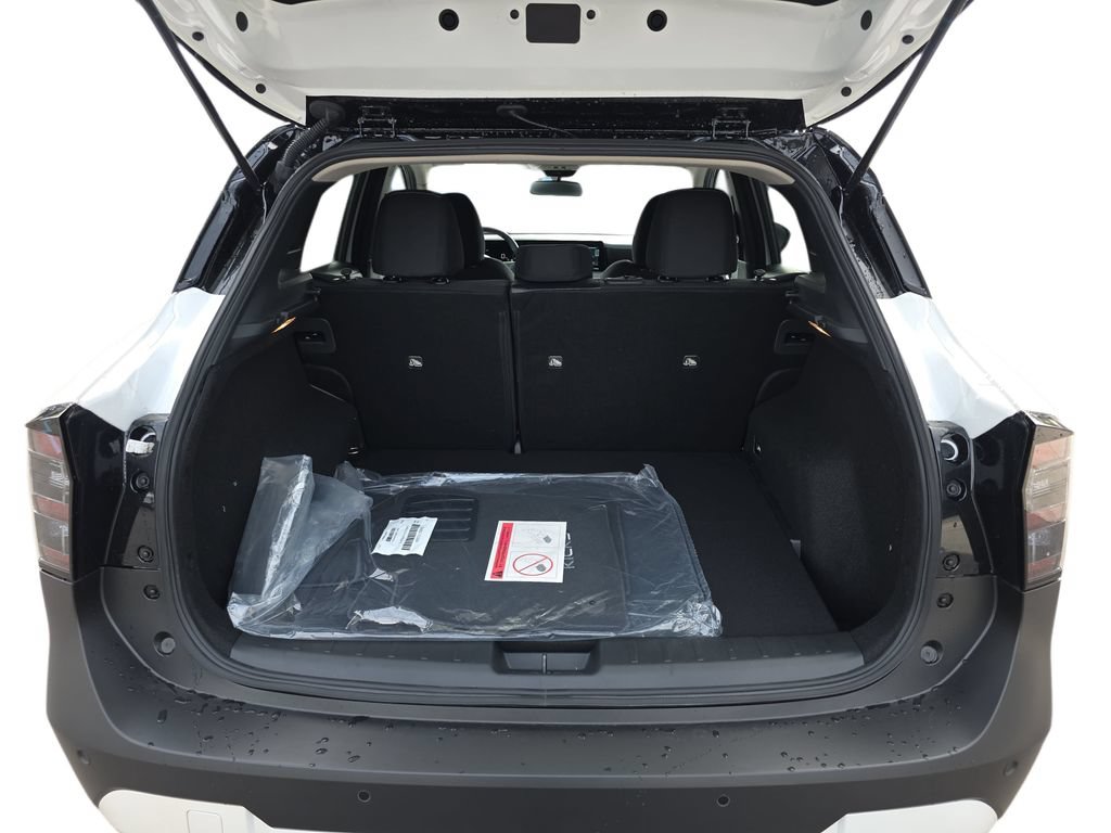 New 2026 Nissan Kicks SV w/ SV Premium Package FWD image 30