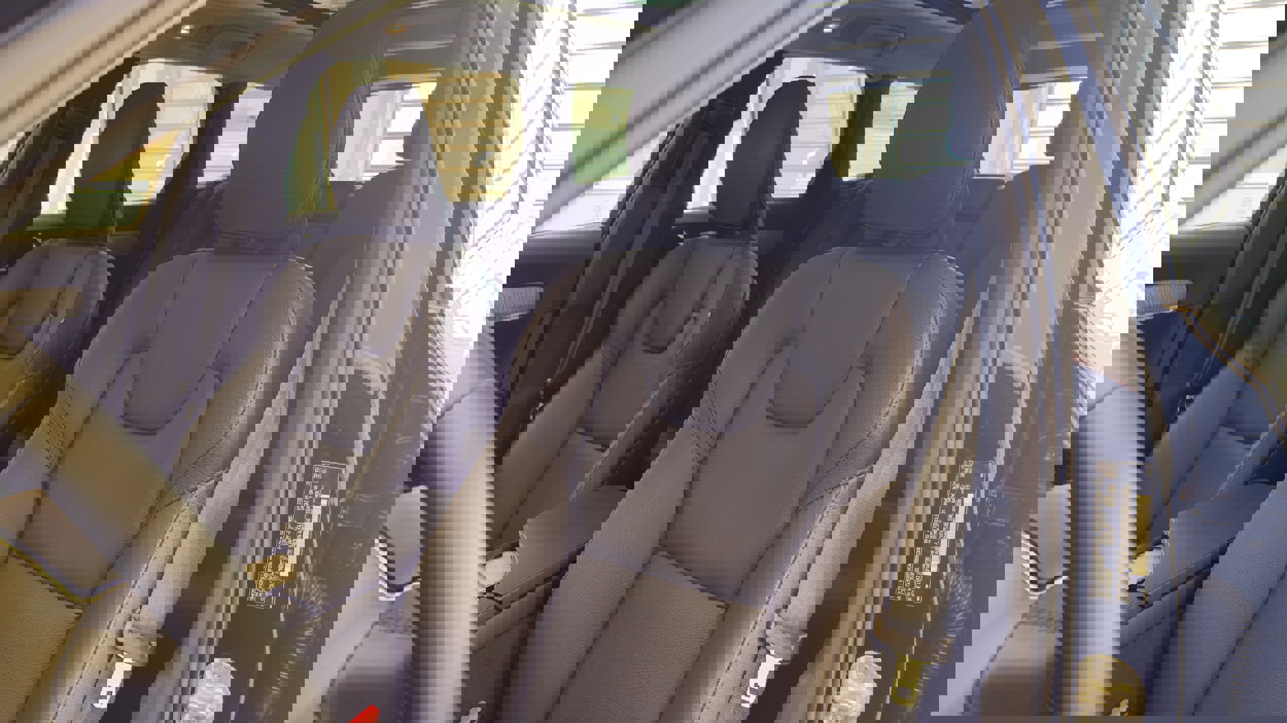 Used 2024 Volvo V90 B6 Cross Country Plus image 27