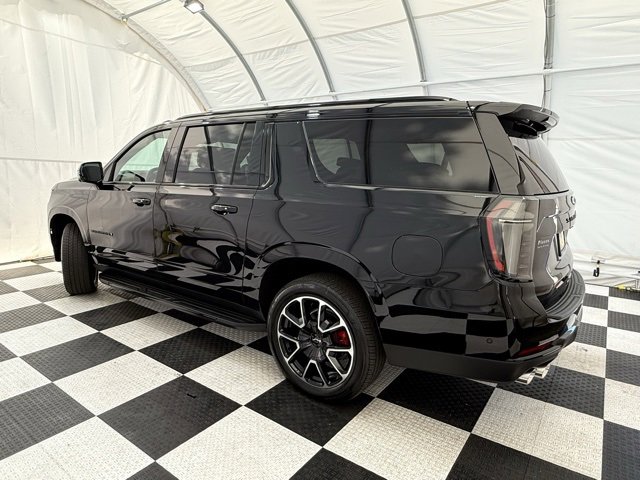 New 2025 Chevrolet Suburban RST w/ RST Capability Package image 2
