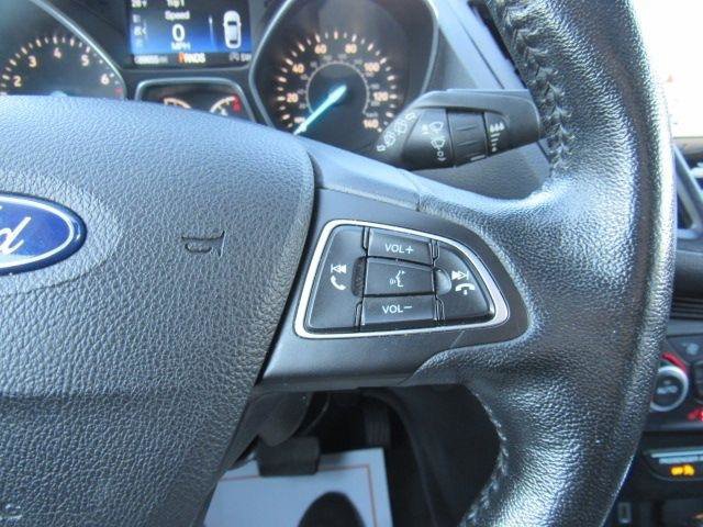 Used 2018 Ford Escape Titanium image 14