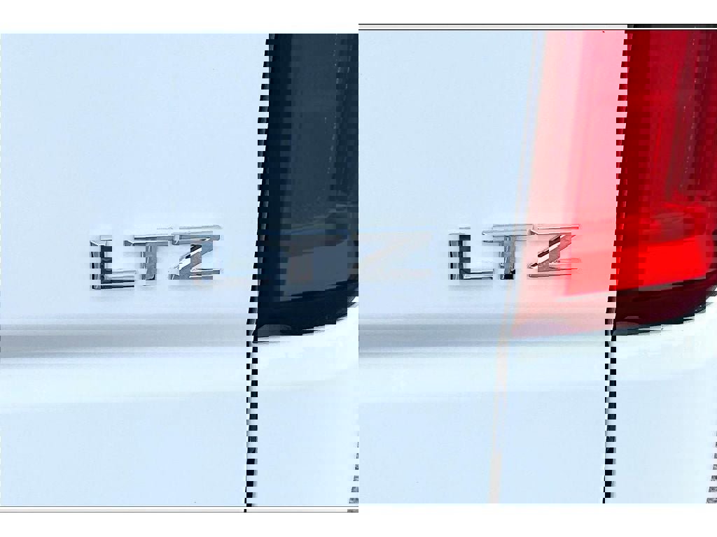 Used 2021 Chevrolet Silverado 1500 LTZ w/ LTZ Premium Package image 35