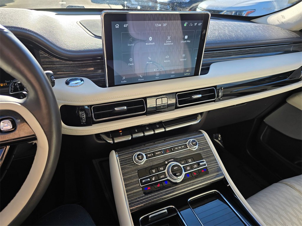 Used 2023 Lincoln Aviator Black Label w/ Dynamic Handling Package image 61