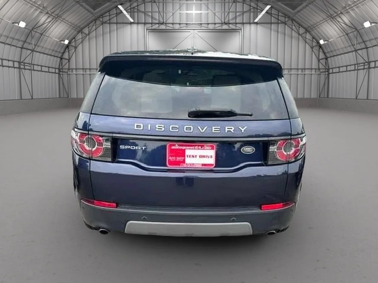 Used 2016 Land Rover Discovery Sport SE AWD/4WD image 29