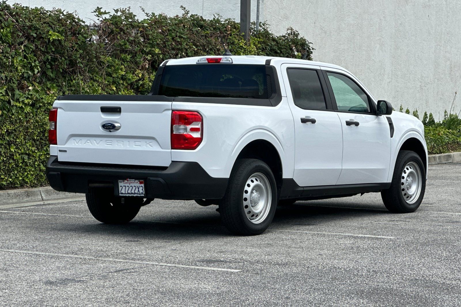 Used 2024 Ford Maverick XL FWD image 4