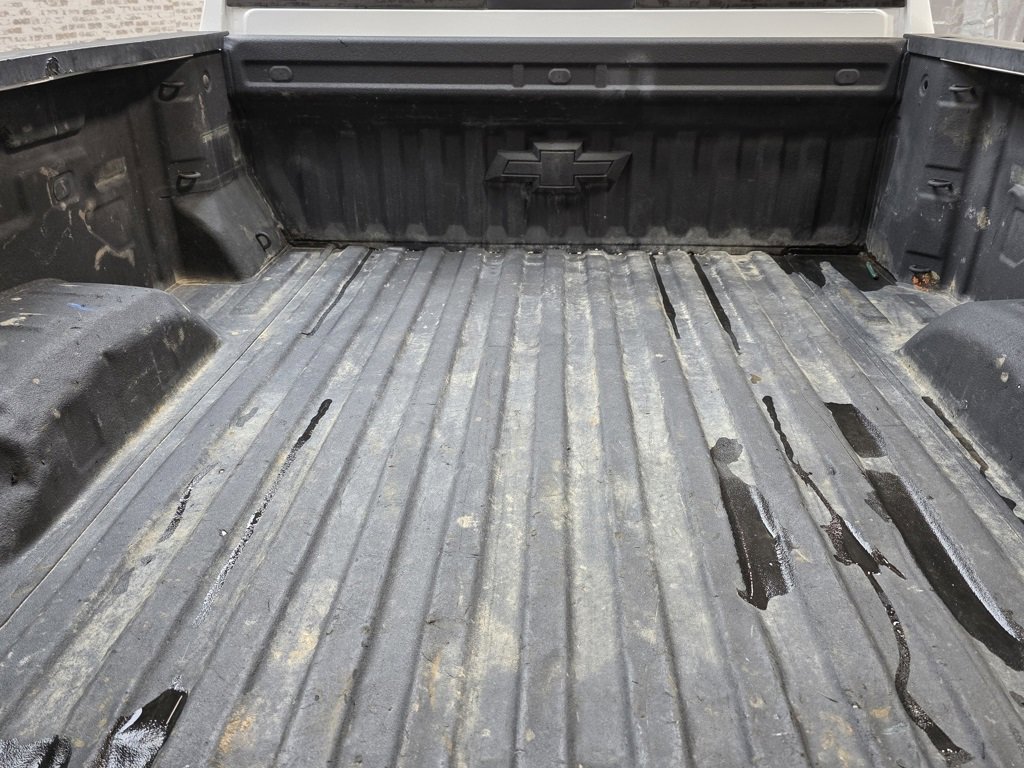 Used 2022 Chevrolet Silverado 2500 LTZ w/ LTZ Convenience Package image 18