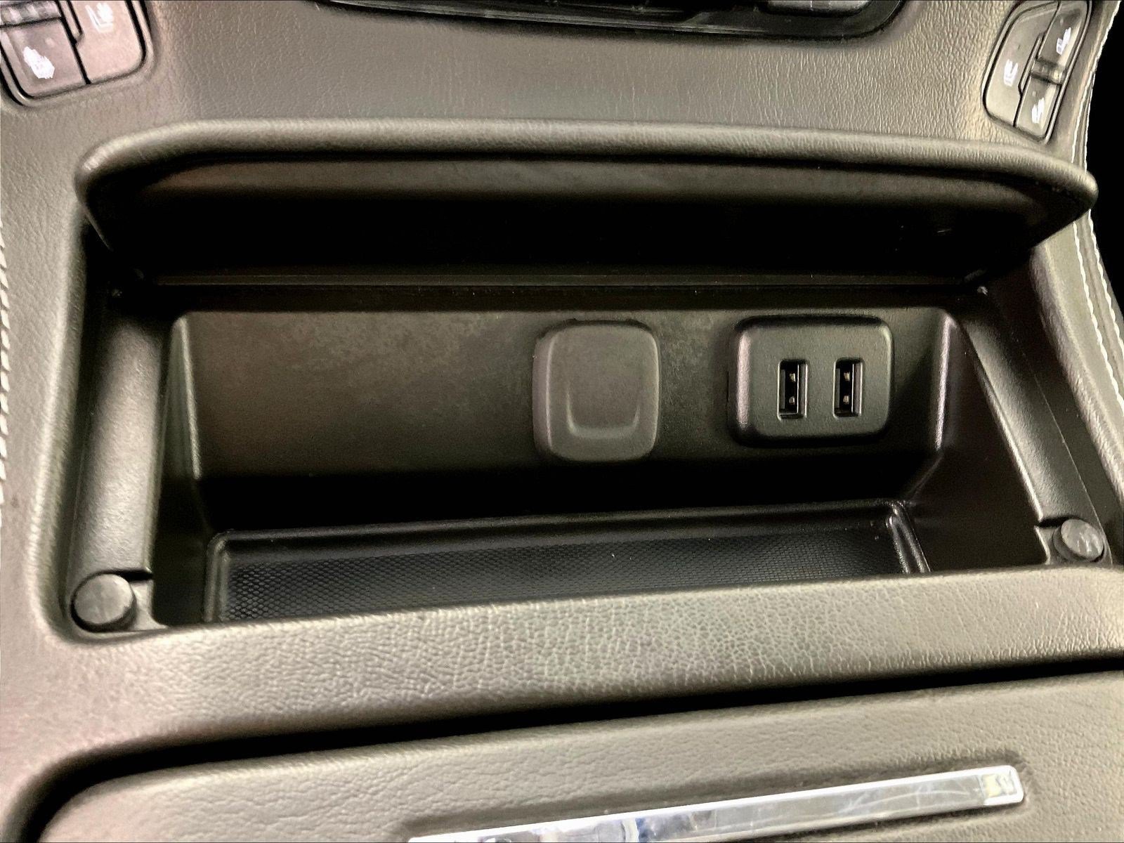 Used 2019 Chevrolet Tahoe Premier AWD/4WD image 15