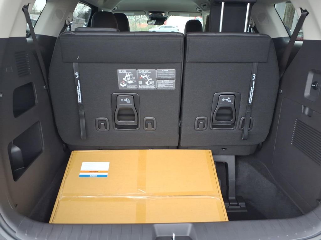 New 2026 Kia Carnival image 7