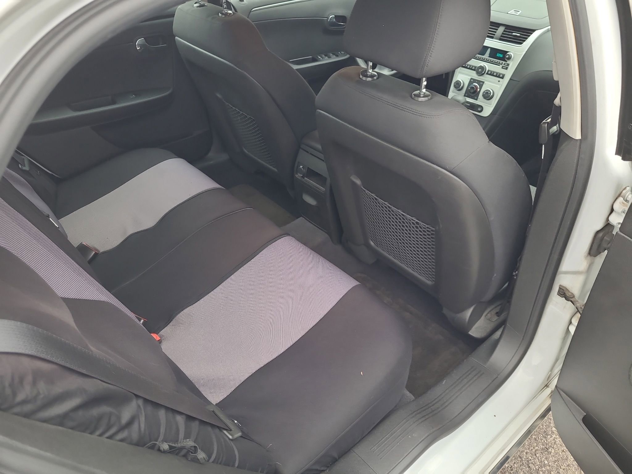 Used 2011 Chevrolet Malibu LT image 21