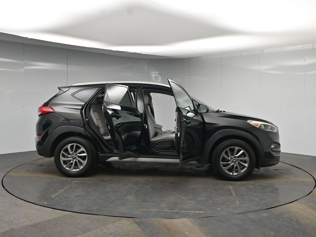 Used 2017 Hyundai Tucson SE FWD image 46