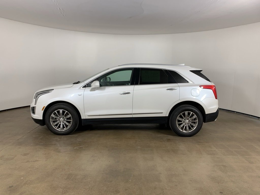 Used 2017 Cadillac XT5 Luxury w/ Advanced Security Package image 16