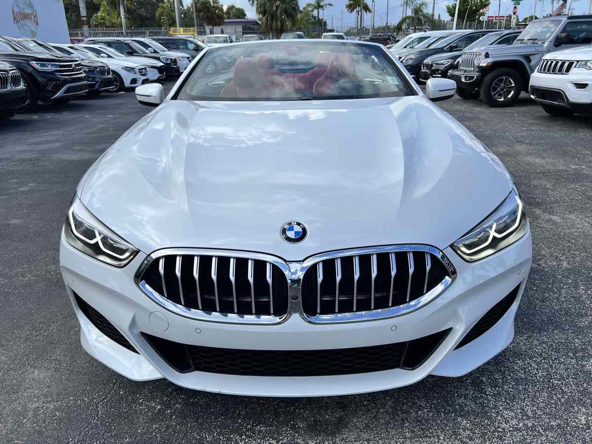 Used 2022 BMW 840i Convertible w/ Comfort Seating Package image 11