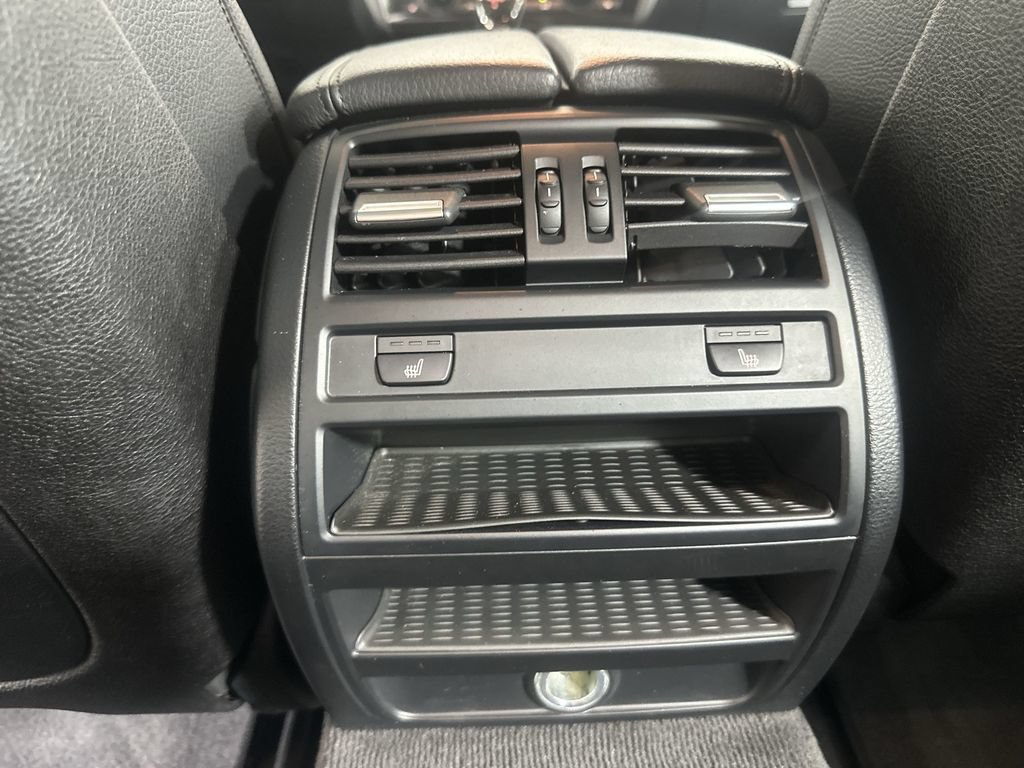 Used 2014 BMW 550i xDrive Sedan AWD/4WD image 25