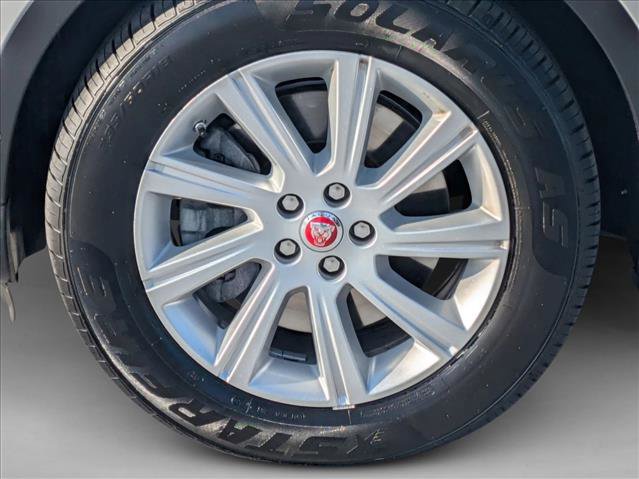 Used 2018 Jaguar E-PACE S image 24