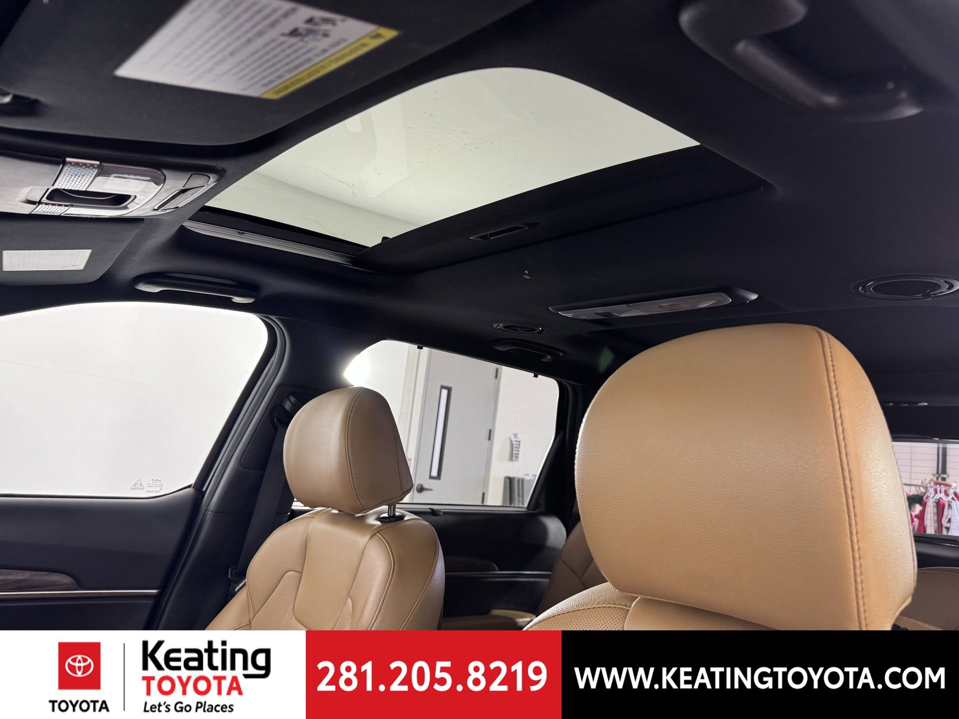 Used 2022 Kia Telluride SX w/ Towing Package image 20