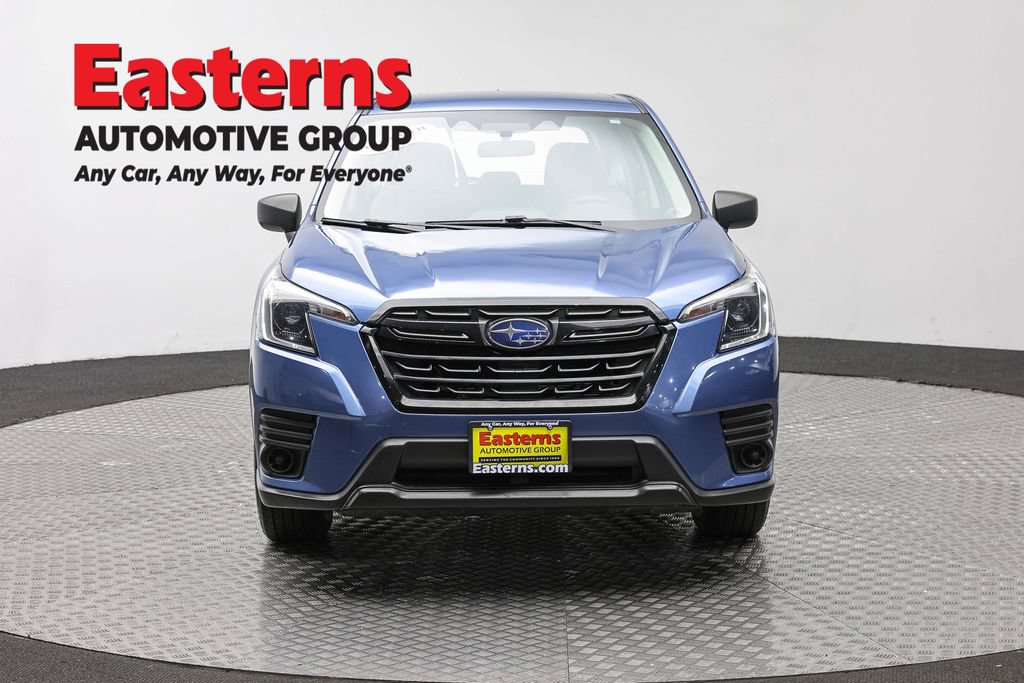 Used 2023 Subaru Forester AWD/4WD image 2