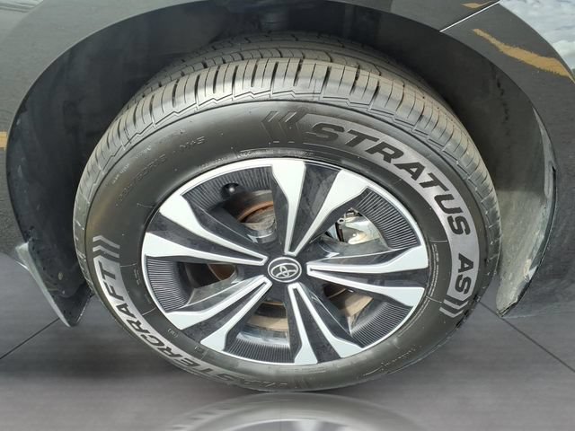 Certified 2023 Toyota bZ4X AWD w/ Weather Package image 28