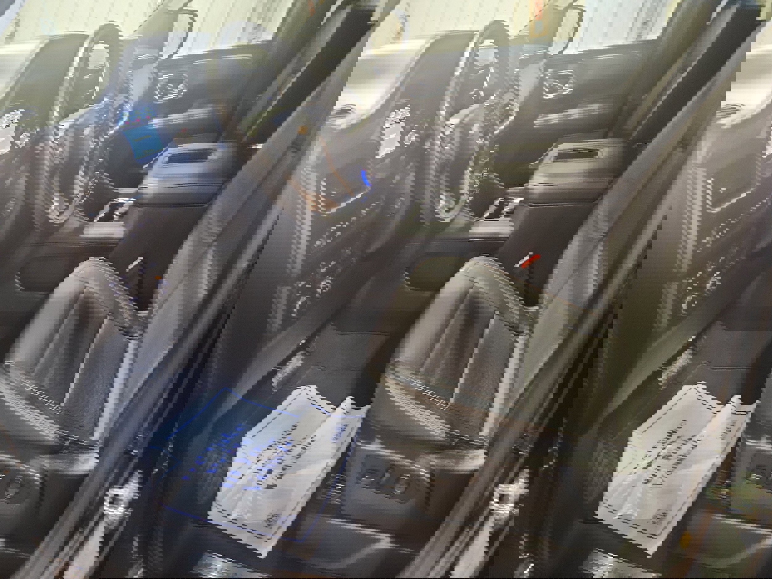 Used 2021 Chevrolet Tahoe High Country w/ Premium Package image 12