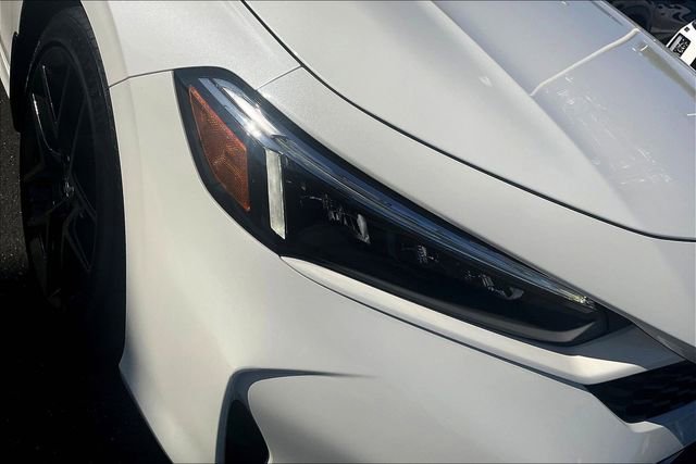 Used 2025 Honda Civic Sport image 29