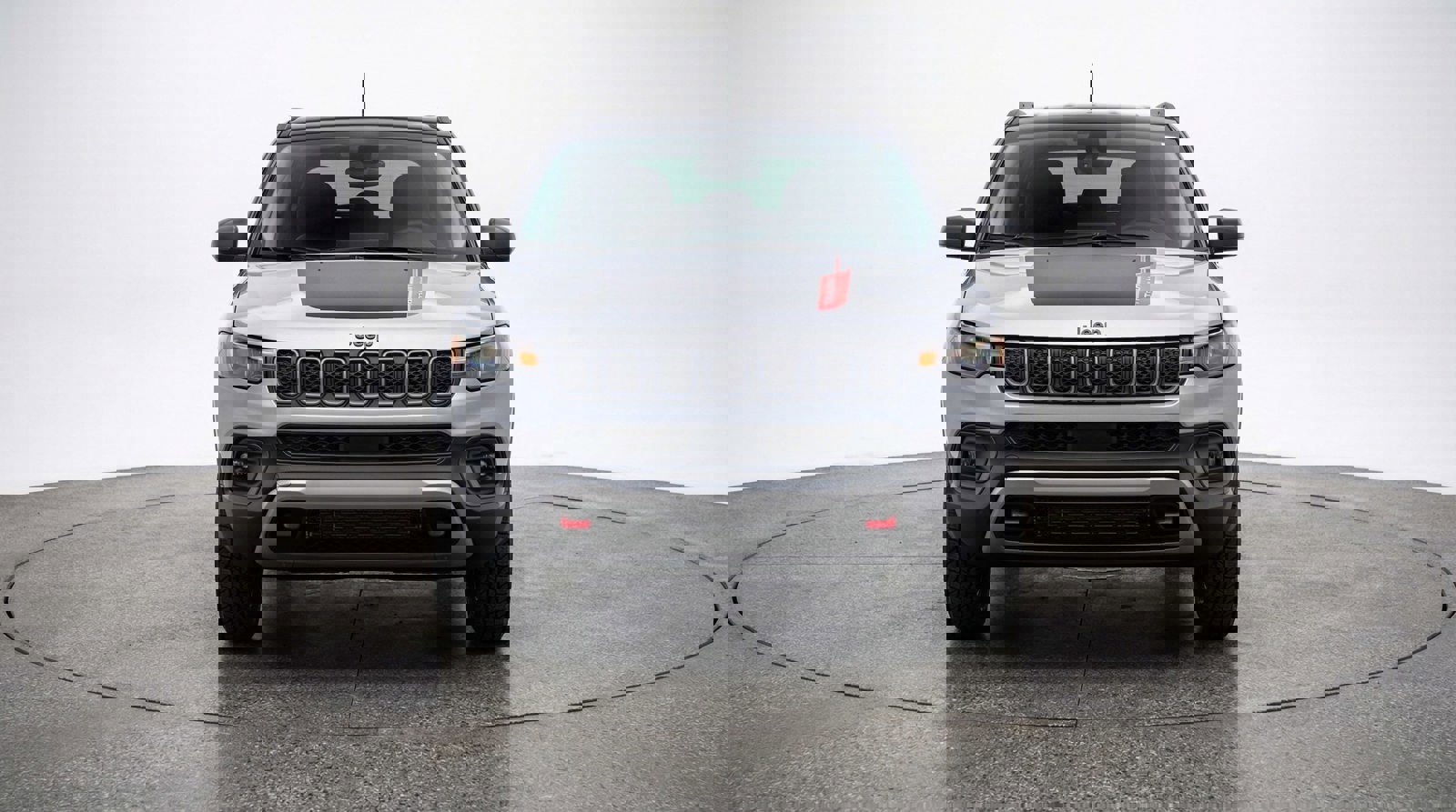 Used 2025 Jeep Compass Trailhawk image 2