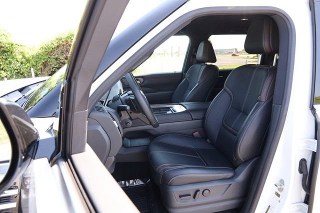Used 2025 Nissan Armada SL w/ Captain's Chari Seat Package AWD/4WD image 11