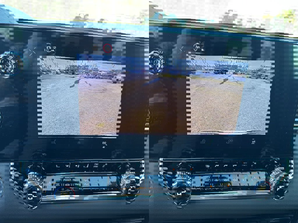 New 2026 GMC Canyon Elevation w/ Convenience Package image 18