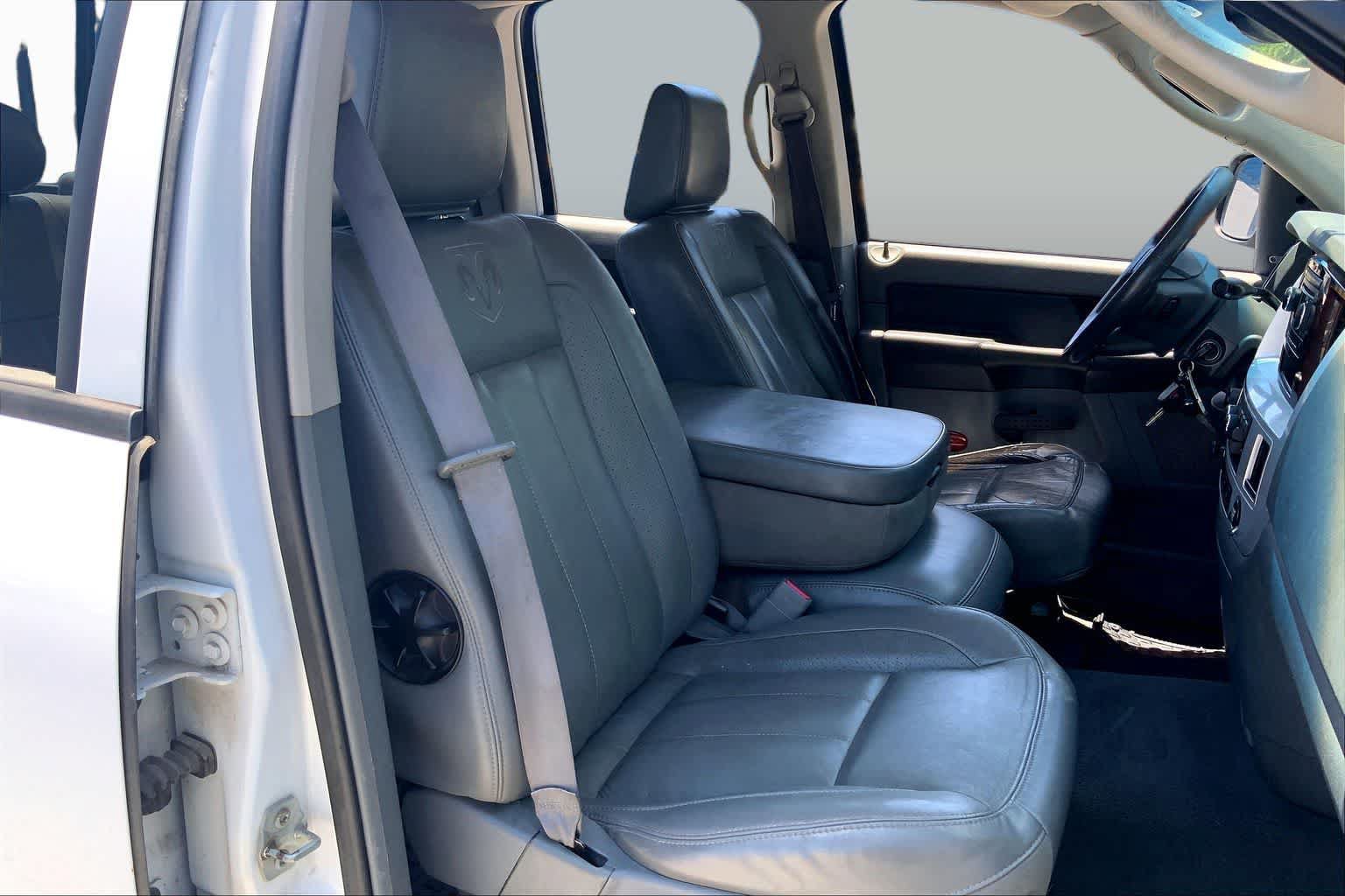 Used 2008 Dodge Ram 1500 Truck Laramie AWD/4WD image 8