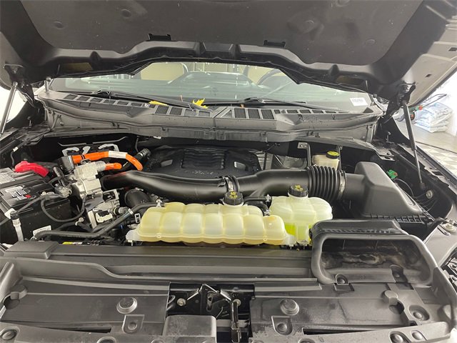 Used 2022 Ford F150 Lariat w/ Max Trailer Tow Package image 21