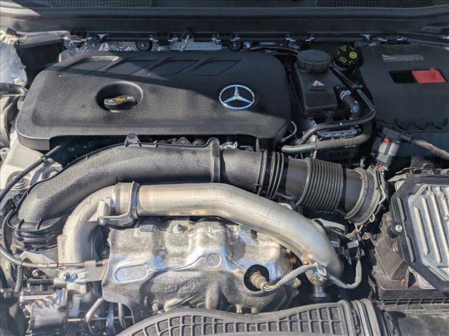 Used 2025 Mercedes-Benz CLA 250 image 21
