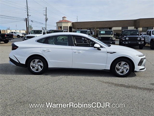 Used 2026 Hyundai Sonata SE image 13