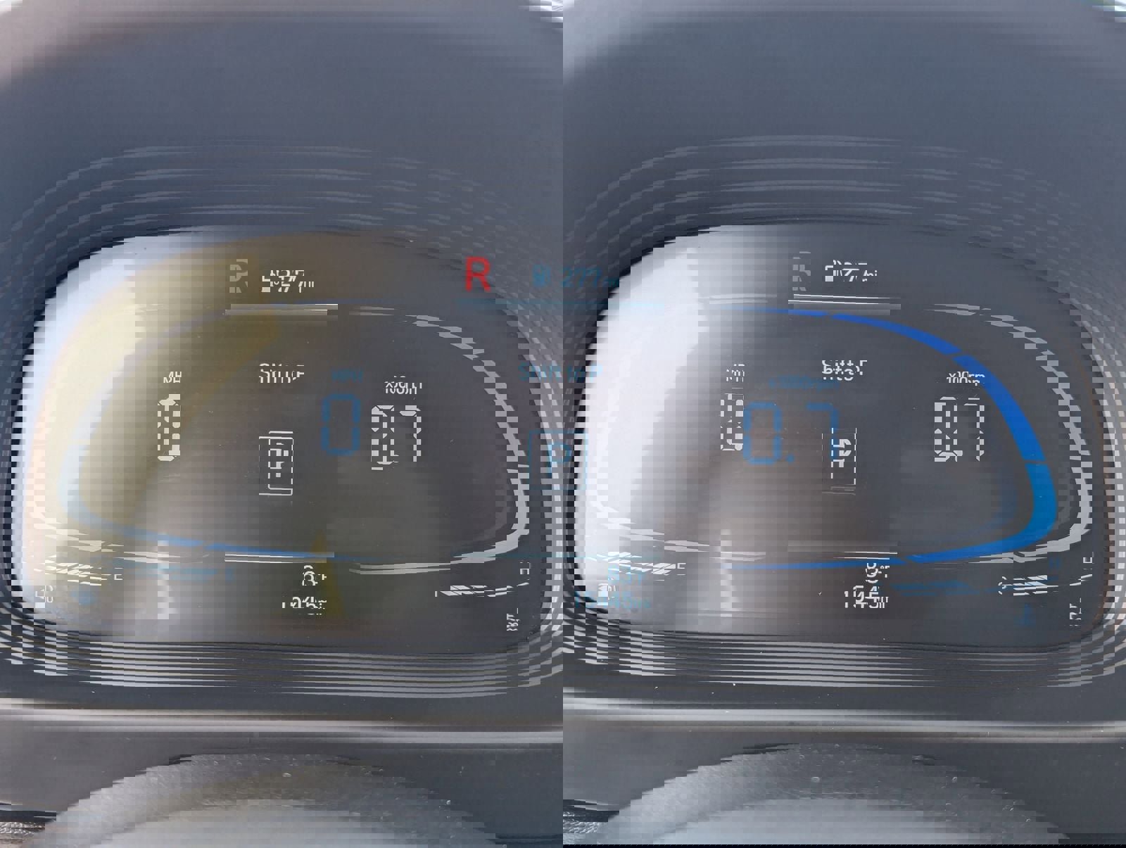 Used 2025 Hyundai Venue SEL image 31