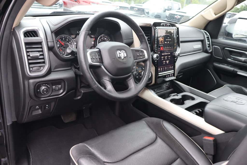 Used 2019 RAM 1500 Laramie AWD/4WD image 5