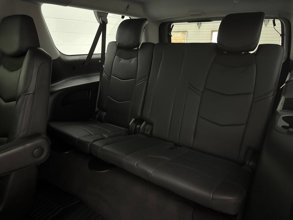Used 2020 Cadillac Escalade ESV 4WD image 54