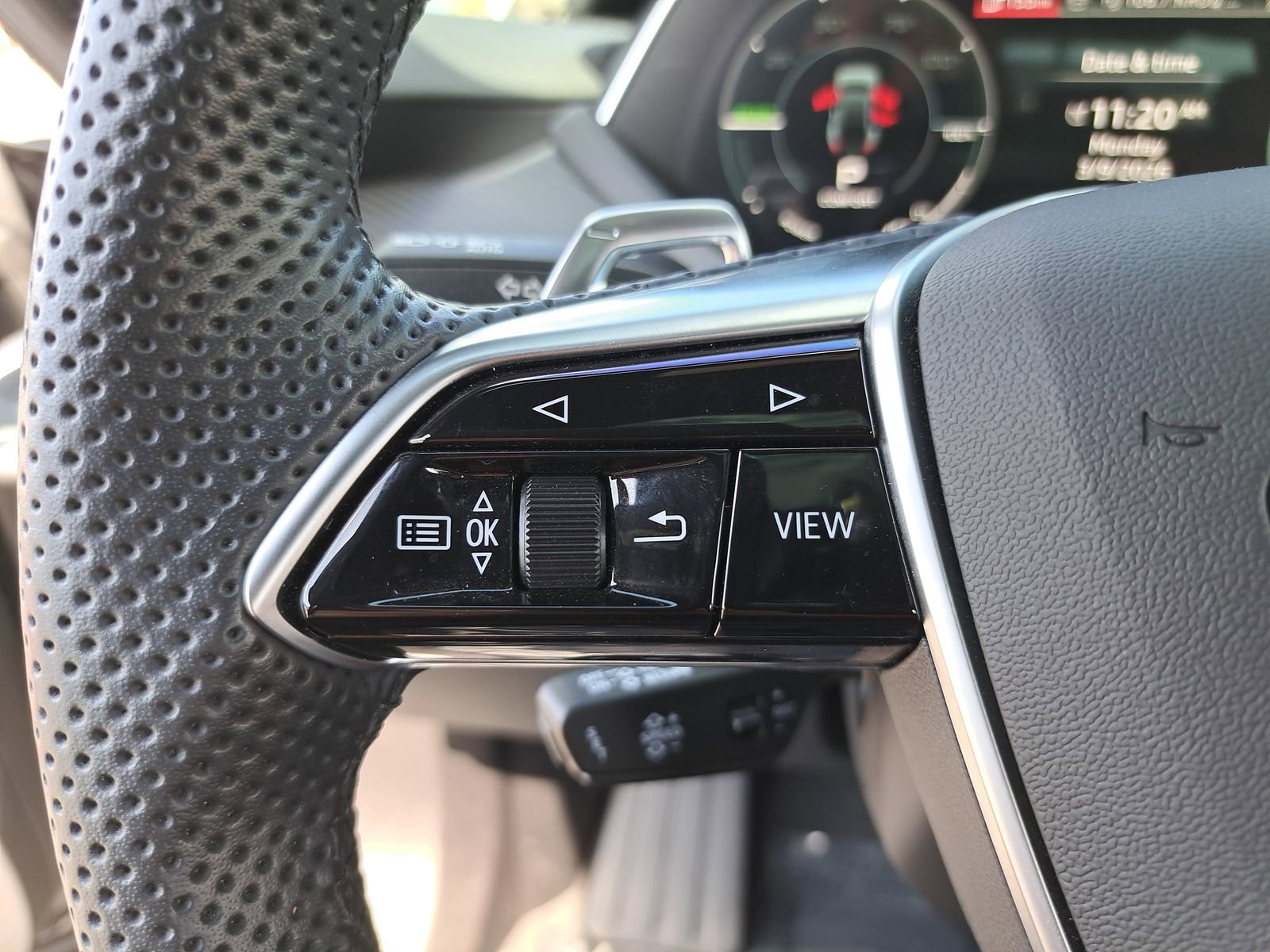 Used 2024 Audi RS e-tron GT w/ Carbon Performance Package image 17