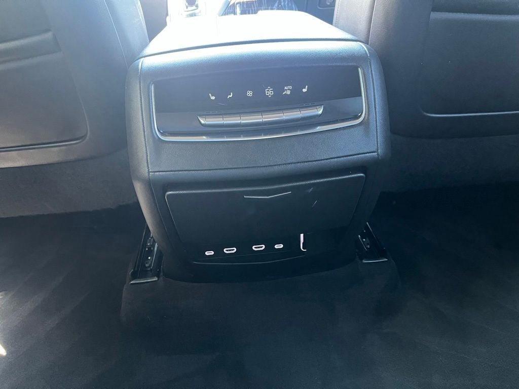 Used 2022 Cadillac Escalade Sport w/ Touring Package AWD/4WD image 15