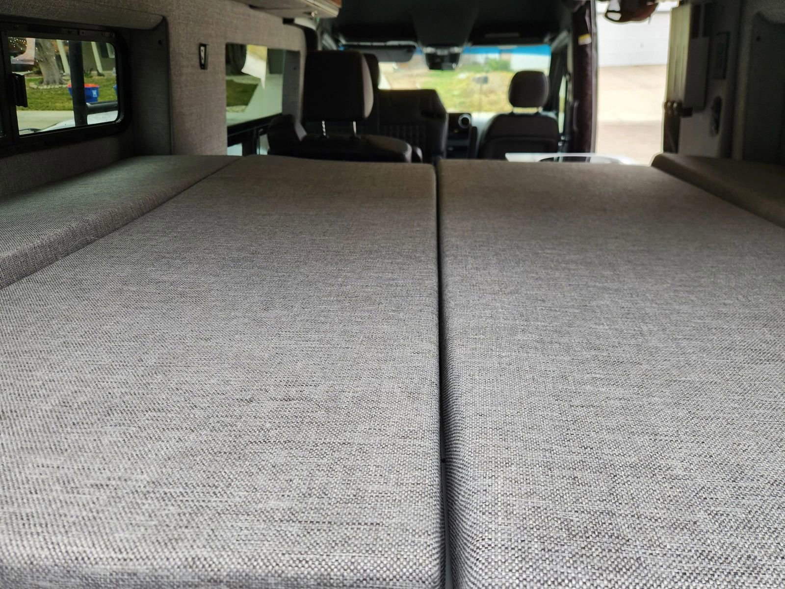 Used 2023 Mercedes-Benz Sprinter 2500 image 27